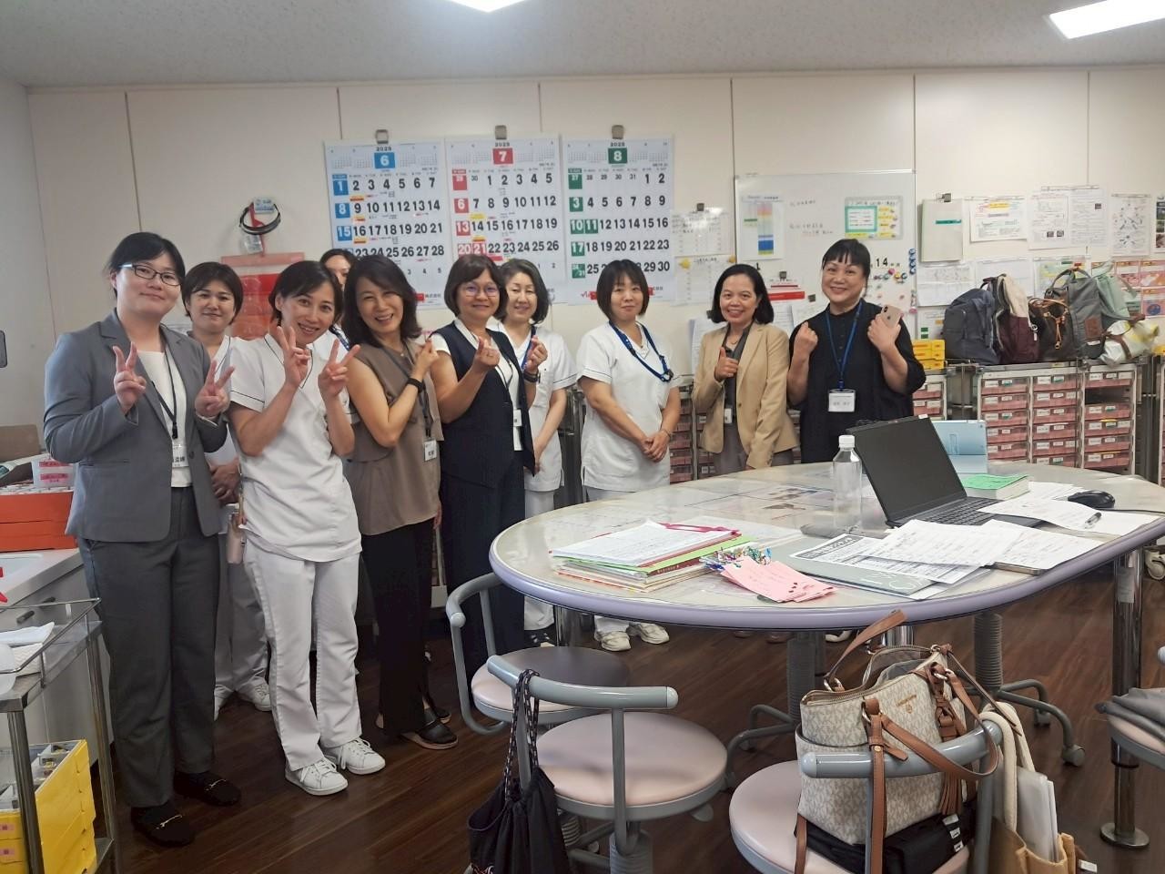 亞大護理學院，參訪伸江福址會「特別養護老人ホーム クロスハート幸・川崎」。